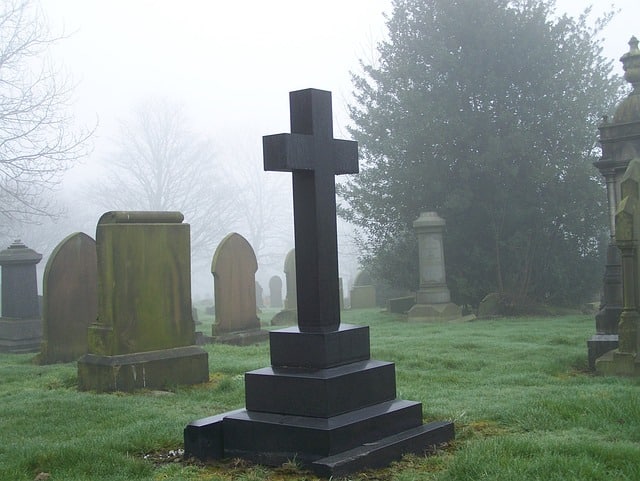 Choix de plaque cimetière "Livre & cœur"